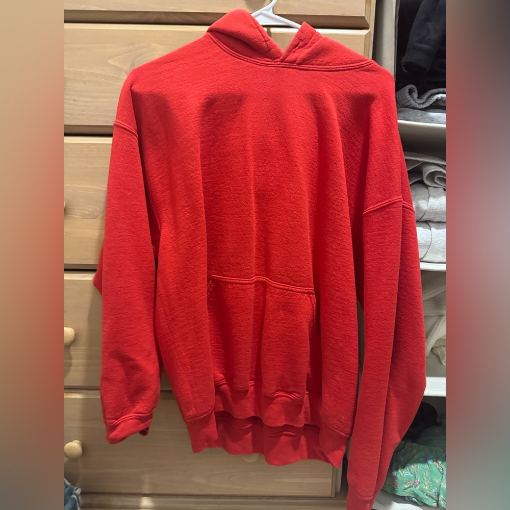 Classic Red Men's Hoodie / Unisex